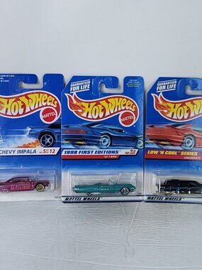 Hot Wheels Limozeen 63 T-Bird  59 Chevy Impala  Lot Of 3 NEW